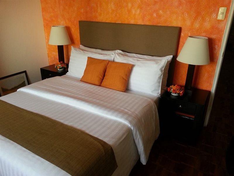 Bsa Tower Serviced Residences Makati City Exterior photo