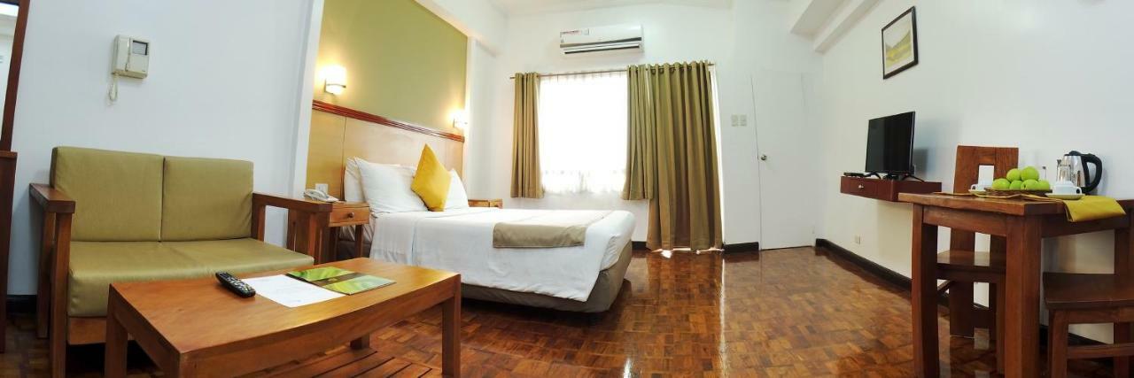 Bsa Tower Serviced Residences Makati City Exterior photo