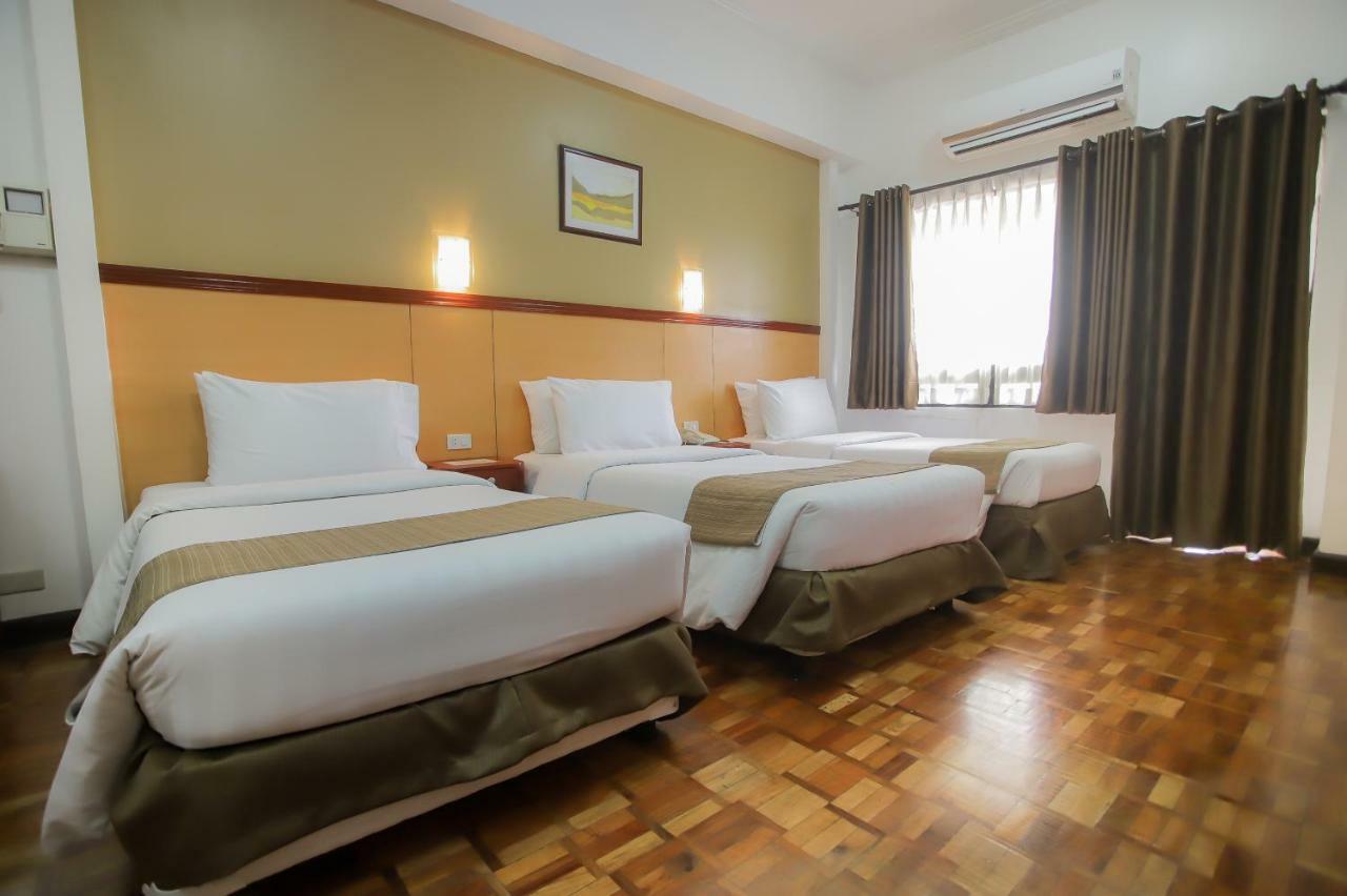 Bsa Tower Serviced Residences Makati City Exterior photo